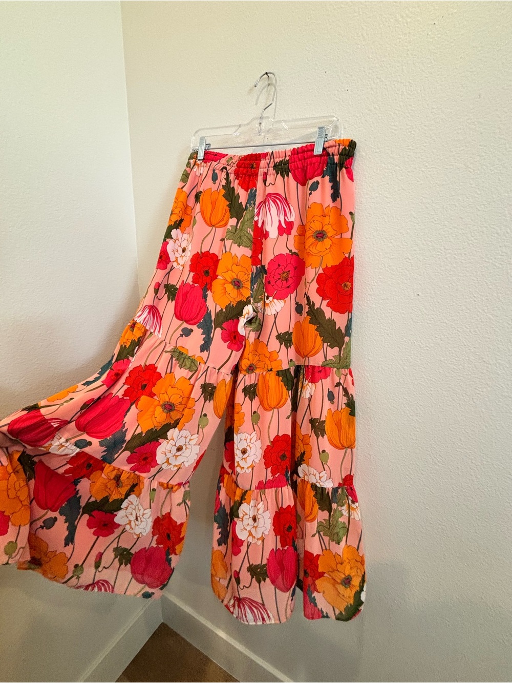 Trina Turk Sunny bloom Tiered Pants Size 8